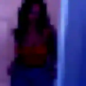 Découvre Karen, 43 ans à Tourville-sur-Sienne en privé