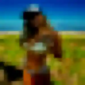 Armelle, 28 ans, disponible à Trouville pour un plan cul