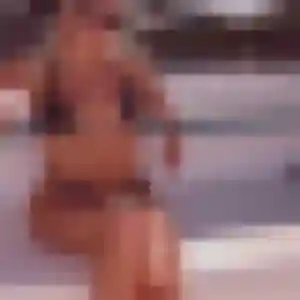 Rejoins Delia, 32 ans à Uffheim en privé