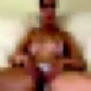 Photo de Salima à Uriménil (34 ans) - plan cul gratuit