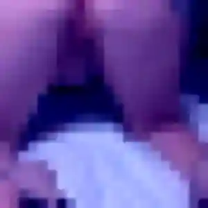 Brigitte (23 ans) à Val Suran propose une rencontre rapidement