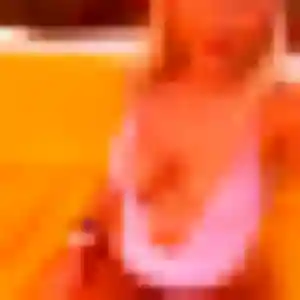 Delphine, 28 ans, cherche un plan cul à Vallons-de-l'Erdre