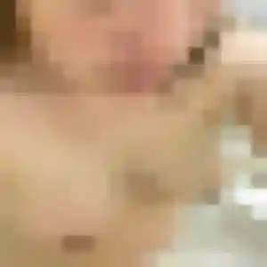Debora, femme de 26 ans veut plan cul à Valras-Plage