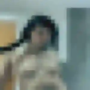 Juliette, 27 ans, connectée à Varennes-le-Grand pour une rencontre coquine