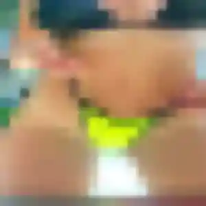 Photo de Laure à Vert-Saint-Denis (36 ans) - plan cul discret