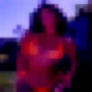 Urielle (33 ans) à Vertrieu cherche une rencontre rapidement