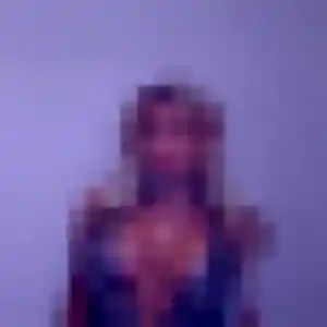 plan cul à Vézézoux : photo de Emmanuelle, 34 ans - inscription gratuite