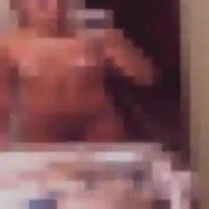 Découvre Elise, 30 ans à Villejuif en privé