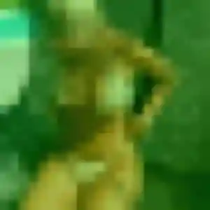 Rejoins Juliette, 27 ans à Villeneuve-Tolosane gratuitement