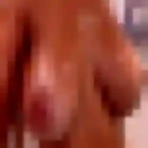 Photo de Naomi à Villers-les-Pots (39 ans) - plan cul sans inscription
