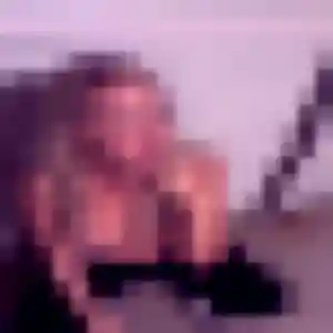 Rejoins Karima, 26 ans à Villers-sous-Saint-Leu en privé