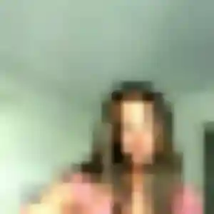 Flore (37 ans) à Villy-Bocage attend une rencontre maintenant