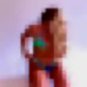 Xena de Vinay, 33 ans - plan cul discret