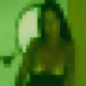 Daphne, femme de 24 ans cherche plan cul à Vindry-sur-Turdine