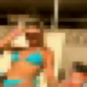 plan cul à Vinsobres : profil de Chiara, 34 ans - inscription gratuite