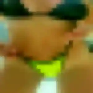 Zineb, 40 ans, en ligne à Virazeil pour une rencontre coquine
