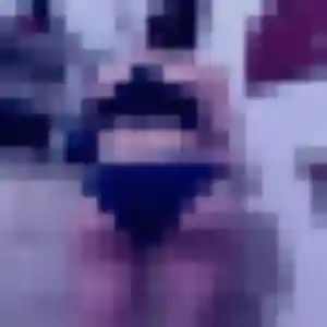 Découvre Alienor, 27 ans à Vitry-sur-Orne en privé