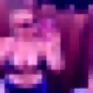 Jade, femme de 25 ans propose plan cul à Volonne