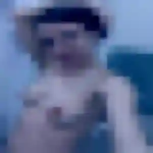 Theresa, 24 ans, connectée à Vougy pour une rencontre coquine