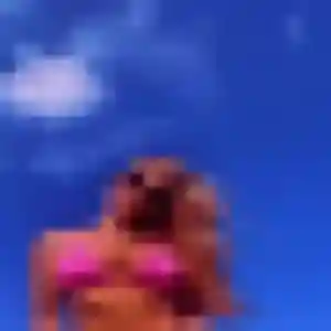 Sexy Salima, 22 ans à Vouzeron - la contacter