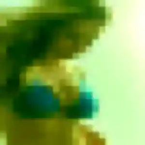 Berenice (32 ans) à Vrigne aux Bois cherche un plan cul ce soir