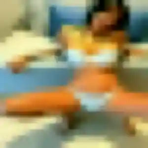 Anne-Sophie, 27 ans, connectée à Wirwignes pour une rencontre coquine