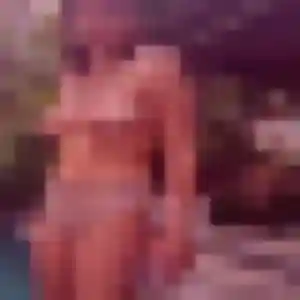 Nolwenn, 33 ans, disponible à Yvignac-la-Tour pour un plan cul
